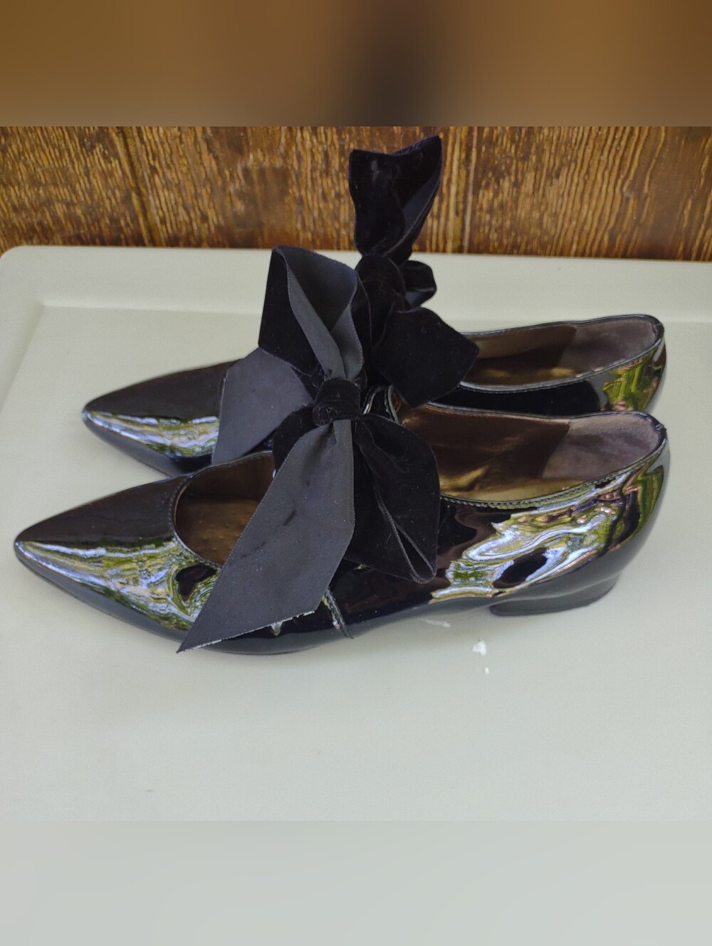 AGL Black Bow Accent Patent Leather Mary Jane Flats Women's 40 (9) - Picture 3 of 7